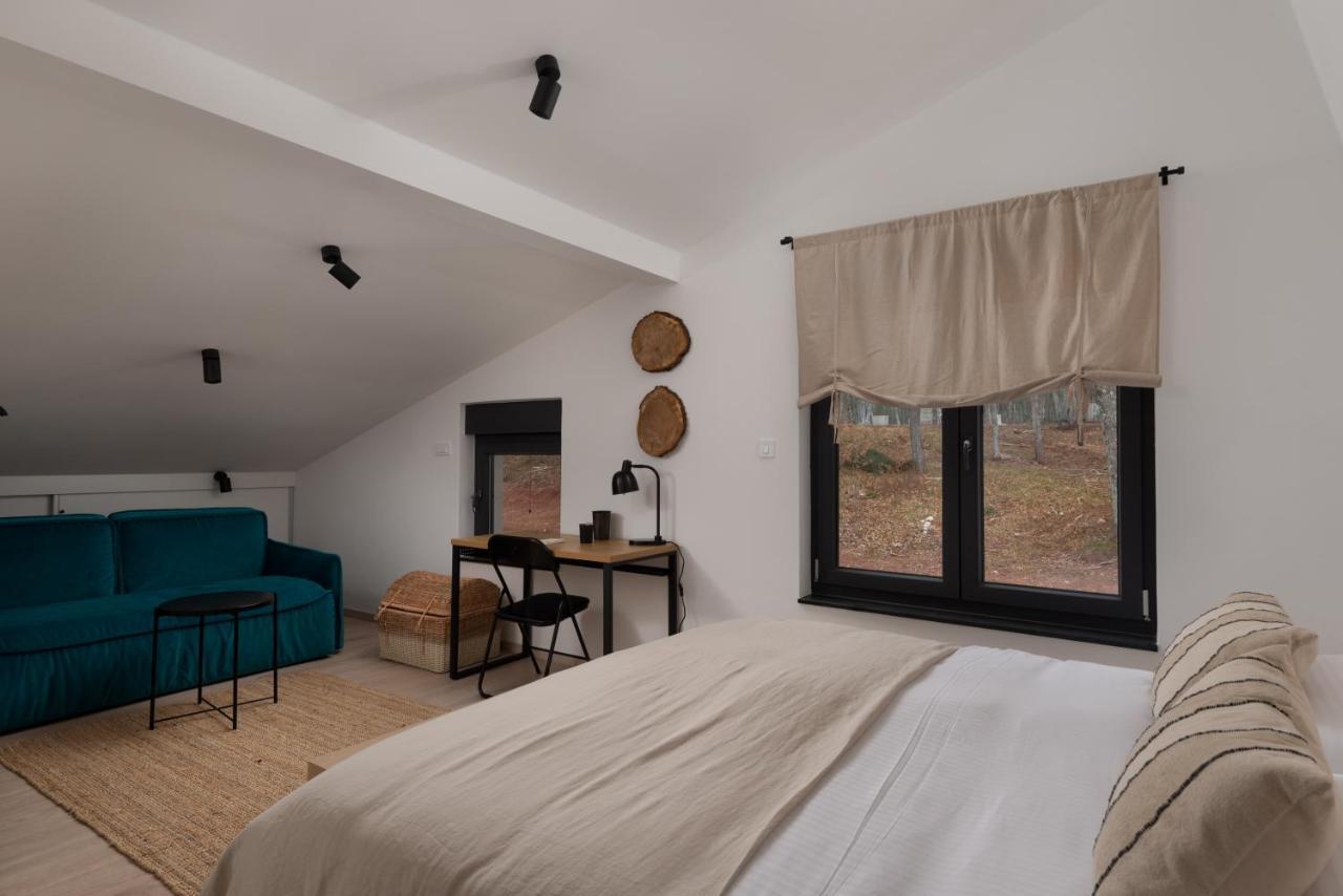 Oak House Villa Brusane ภายนอก รูปภาพ